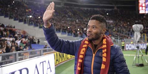 Baru Bergabung Roma, Bastos Kobarkan 'Perang' Dengan Lazio Baru Bergabung Roma, Bastos Kobarkan 'Perang' Dengan Lazio
