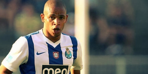 United Sabotase Upaya Liverpool Gaet Fernando? United Sabotase Upaya Liverpool Gaet Fernando?