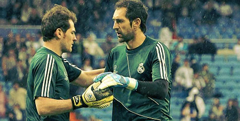 Madrid di Depan Dilema: Casillas Atau Lopez? Madrid di Depan Dilema: Casillas Atau Lopez?