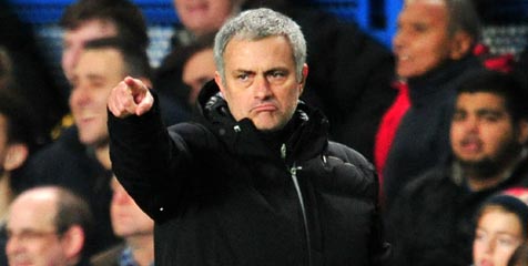 Dapat Zouma, Mou Berkoar Tak Panik Dapat Zouma, Mou Berkoar Tak Panik