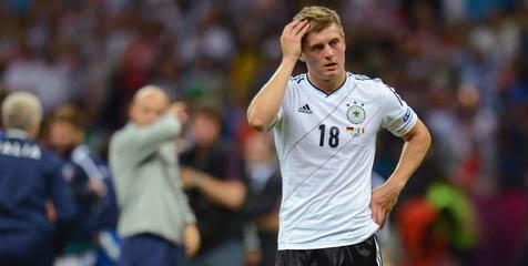 Kroos Diminta Tak Serakah Dan Perpanjang Kontrak di Bayern Kroos Diminta Tak Serakah Dan Perpanjang Kontrak di Bayern