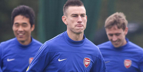 Koscielny Berdebar Hadapi 'Neraka Februari' Koscielny Berdebar Hadapi 'Neraka Februari'