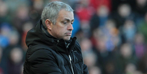 Hazard: Mourinho Larang Kami Bertahan Hazard: Mourinho Larang Kami Bertahan