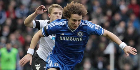 Dilirik Barca, Luiz Tegaskan Bahagia di Chelsea Dilirik Barca, Luiz Tegaskan Bahagia di Chelsea