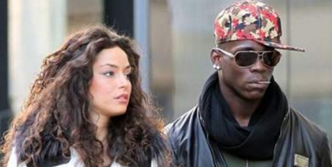 Setelah Tes DNA, Balotelli Akhirnya Akui Memiliki Anak Setelah Tes DNA, Balotelli Akhirnya Akui Memiliki Anak