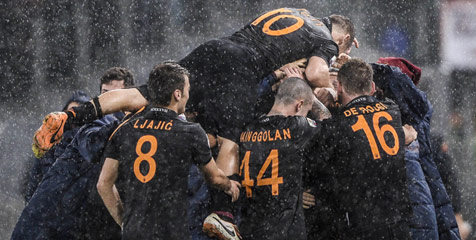 Strootman: Untung Batal Lawan Parma Strootman: Untung Batal Lawan Parma