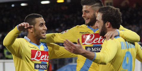 Review: Napoli Perdalam Derita Milan Review: Napoli Perdalam Derita Milan