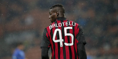 Balotelli 'Alergi' Napoli Balotelli 'Alergi' Napoli