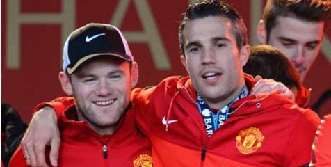 Rooney-RvP Hanya Saling Umpan Enam Kali di Laga Kontra Fulham Rooney-RvP Hanya Saling Umpan Enam Kali di Laga Kontra Fulham