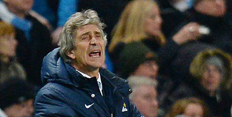 Pellegrini: Lawan Barca Aguero Sulit, Fernandinho Tanda Tanya 