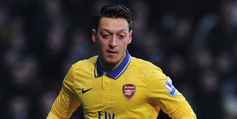 Lehmann: Ozil 'Menderita' dan Kelelahan Lehmann: Ozil 'Menderita' dan Kelelahan