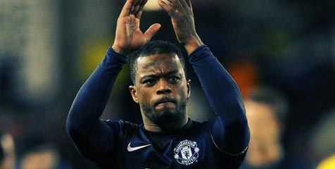Evra Sanjung Kesolidan Lini Belakang United Evra Sanjung Kesolidan Lini Belakang United