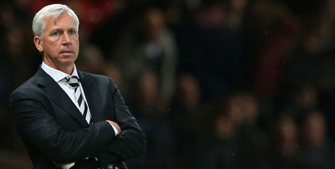 Pardew Akan Borong Pemain di Bursa Transfer Musim Panas Pardew Akan Borong Pemain di Bursa Transfer Musim Panas