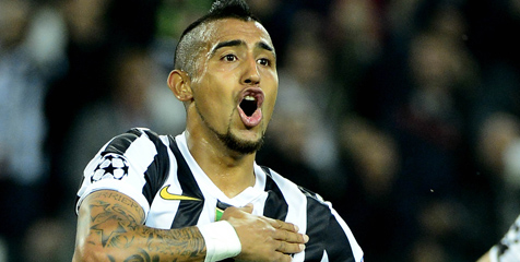 Vidal Siap Tolak Pinangan Madrid dan Barca Vidal Siap Tolak Pinangan Madrid dan Barca