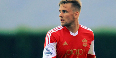 Lallana: Luke Shaw Lebih Baik Dari Gareth Bale Lallana: Luke Shaw Lebih Baik Dari Gareth Bale