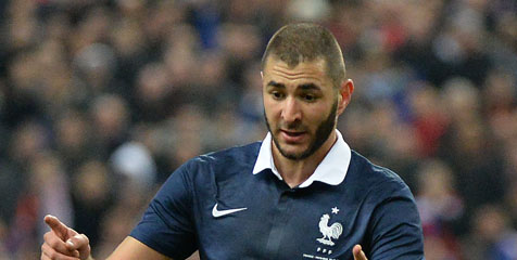 Deschamps: Benzema Berkilauan Deschamps: Benzema Berkilauan