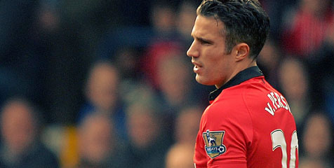 Moyes Coba Tutupi Kegalauan RVP