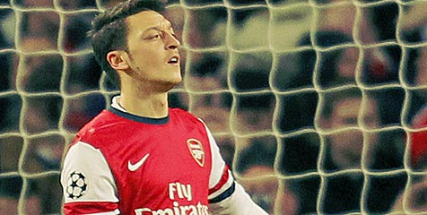 Graham Klaim Ozil Bisa Ikuti Jejak Bergkamp Graham Klaim Ozil Bisa Ikuti Jejak Bergkamp