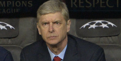 Kontrak Tak Jelas, Barca Siap Tarik Wenger Kontrak Tak Jelas, Barca Siap Tarik Wenger