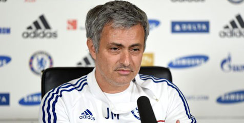 Mourinho Tak Keberatan Bila Chelsea Raih Satu Poin Dari Aston Villa Mourinho Tak Keberatan Bila Chelsea Raih Satu Poin Dari Aston Villa