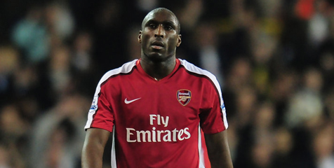 Khianati Tottenham, Campbell Tak Menyesal Khianati Tottenham, Campbell Tak Menyesal