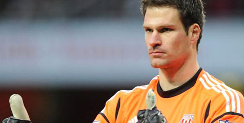 Begovic Diintai Real Madrid, Stoke Galau Begovic Diintai Real Madrid, Stoke Galau