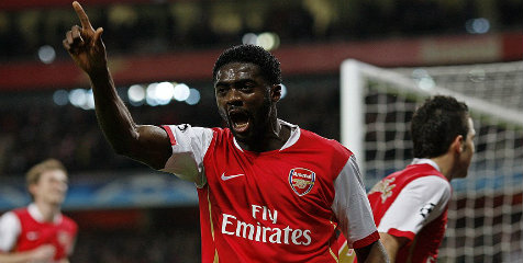 Kolo Toure Pernah Hajar Wenger Dengan Tekling Brutal Kolo Toure Pernah Hajar Wenger Dengan Tekling Brutal