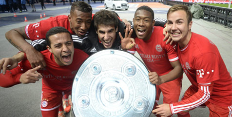 Joachim Loew Beri Selamat Pada Pep Guardiola dan Bayern Joachim Loew Beri Selamat Pada Pep Guardiola dan Bayern