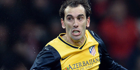 Godin Anggap Peluang Treble Barca Masih Terbuka Godin Anggap Peluang Treble Barca Masih Terbuka