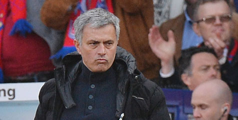 Leboeuf Minta PSG Waspadai 'Faktor Mourinho' Leboeuf Minta PSG Waspadai 'Faktor Mourinho'