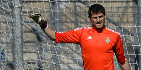 Jamu Dortmund, Casillas Uber Catatan Raul Jamu Dortmund, Casillas Uber Catatan Raul