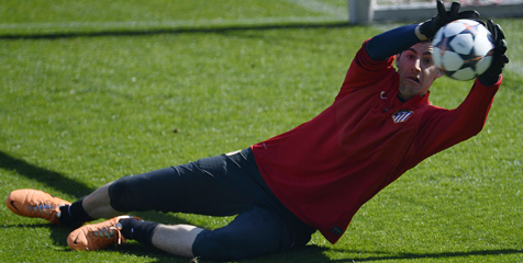 Courtois Optimis Habisi Barca di Vicente Calderon Courtois Optimis Habisi Barca di Vicente Calderon