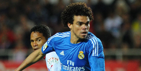 Pepe Tak Lebih Kasar dari Dani Alves Pepe Tak Lebih Kasar dari Dani Alves