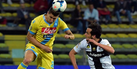 Review: Gialloblu Bikin Napoli Malu Review: Gialloblu Bikin Napoli Malu