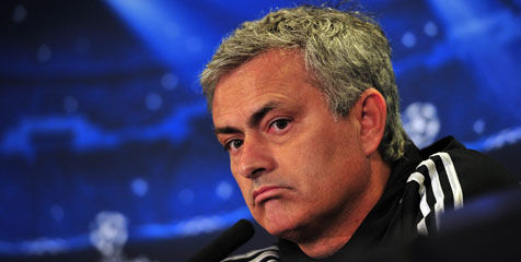Mourinho Instruksikan Madrid Mengalah di Clasico Mourinho Instruksikan Madrid Mengalah di Clasico