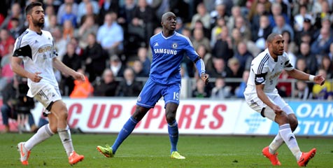 Demba Ba: Pekan Yang Menyenangkan Demba Ba: Pekan Yang Menyenangkan
