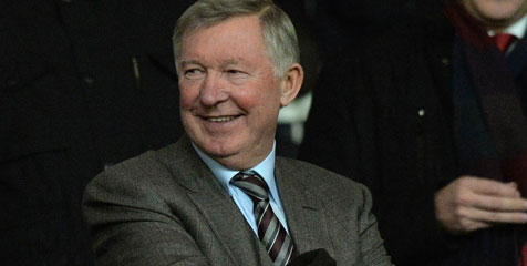 Dari Tulisan Tangan Nama Pemain, Lahirlah Wajah Sir Fergie Dari Tulisan Tangan Nama Pemain, Lahirlah Wajah Sir Fergie