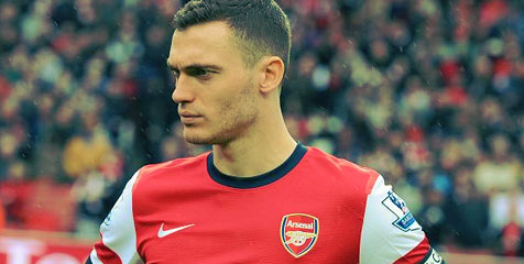 Vermaelen Muncul di Radar Chelsea