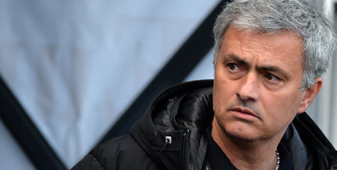 Kesal Dengan Premier League, Mou 'Mengalah' di Anfield? Kesal Dengan Premier League, Mou 'Mengalah' di Anfield?