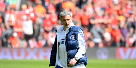 Buat Blunder, Mourinho Iba pada Gerrard Buat Blunder, Mourinho Iba pada Gerrard