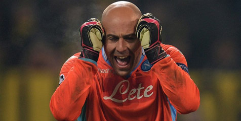 Reina Bantah Bakal Gantikan Courtois di Atleti Reina Bantah Bakal Gantikan Courtois di Atleti