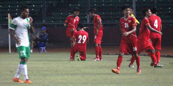 Highlights: Timnas Indonesia U-19 1 - 2 Timnas Myanmar U-19 Highlights: Timnas Indonesia U-19 1 - 2 Timnas Myanmar U-19