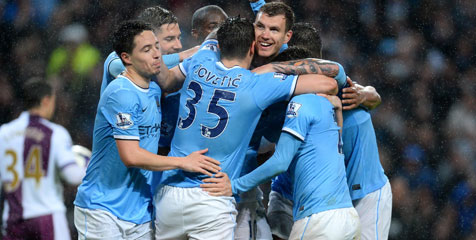Review: Pesta Gol Lawan Villa, City di Ambang Juara Review: Pesta Gol Lawan Villa, City di Ambang Juara