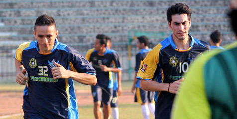 Gresik United Kembali Rekrut Gustavo Chena Gresik United Kembali Rekrut Gustavo Chena