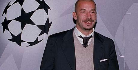 Bila Conte Hengkang, Vialli Tertarik Latih Juventus Bila Conte Hengkang, Vialli Tertarik Latih Juventus