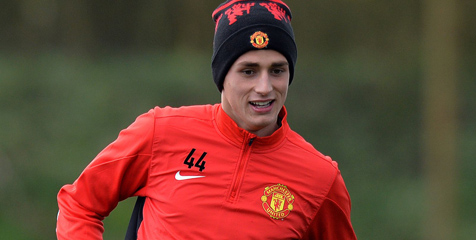 Fellaini Dukung Pemanggilan Januzaj di Belgia Fellaini Dukung Pemanggilan Januzaj di Belgia