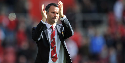 Nasib Neville dan Giggs di United Belum Jelas Nasib Neville dan Giggs di United Belum Jelas