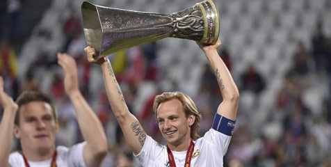 Rakitic Masih Belum Pikirkan Masa Depannya Rakitic Masih Belum Pikirkan Masa Depannya