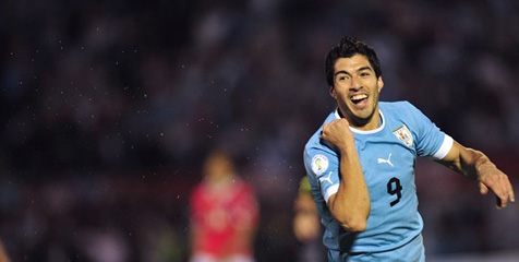 Suarez: Uruguay Bisa Sakiti Inggris Suarez: Uruguay Bisa Sakiti Inggris