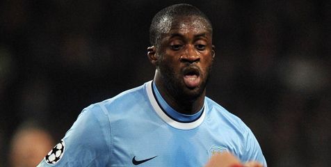 Toure Tak Tepis Kemungkinan Tinggalkan City Toure Tak Tepis Kemungkinan Tinggalkan City